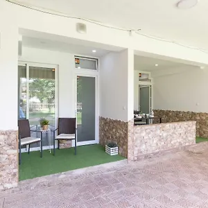 https://carihuela-beach-apartments.1costadelsol.com